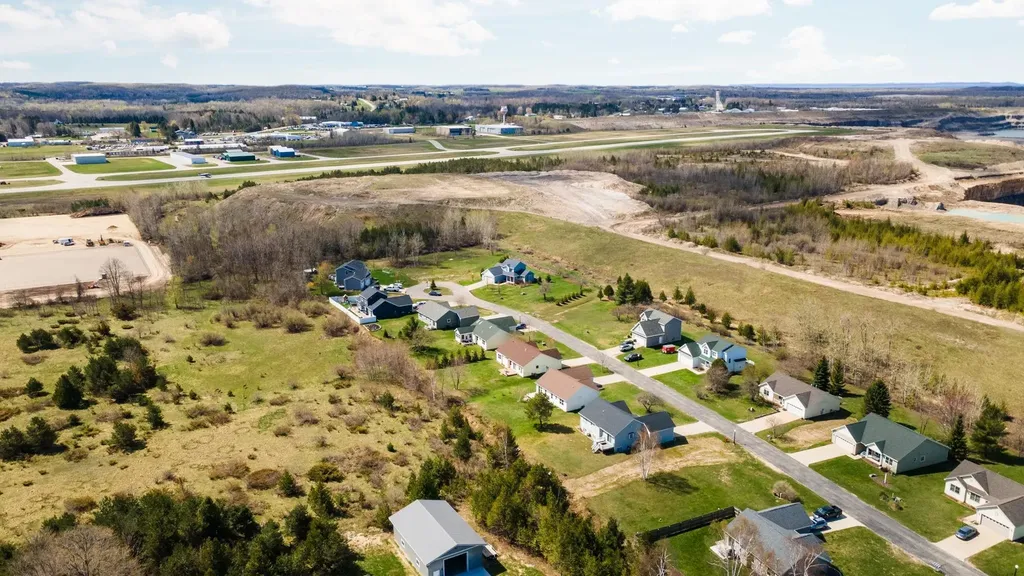 7031 Applewood Drive Charlevoix Township MI 49720