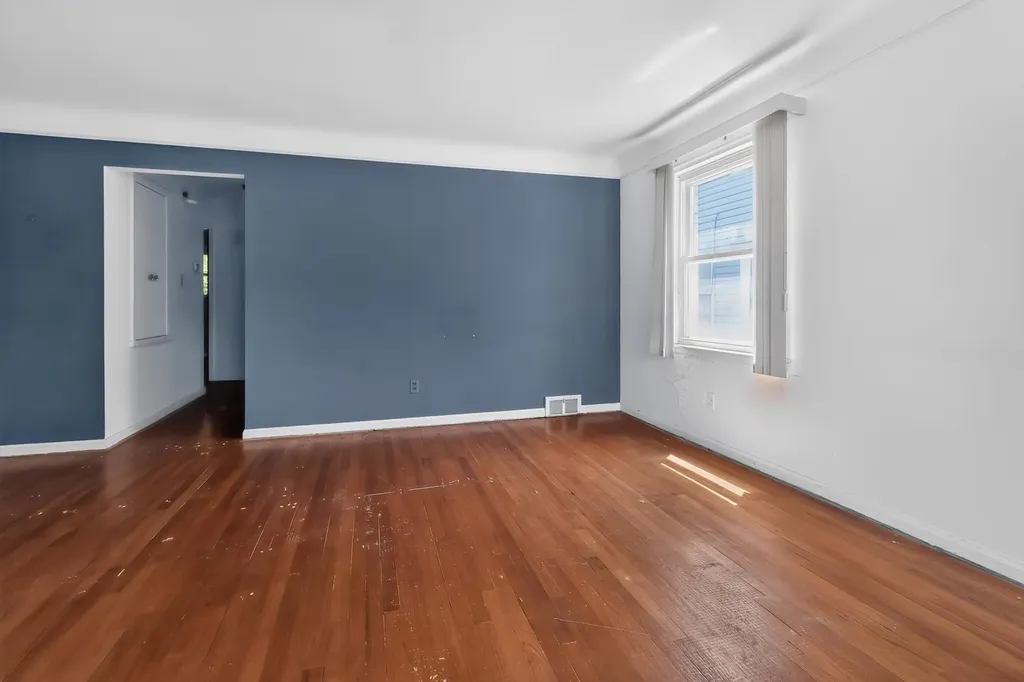604 Lockwood Road Royal Oak Charter Township MI 48067