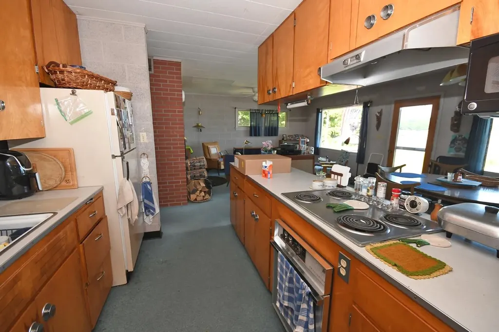 6439 S Sunset Glen Arbor Township MI 49636