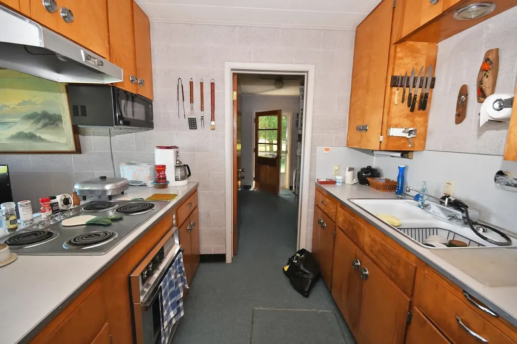6439 S Sunset Glen Arbor Township MI 49636