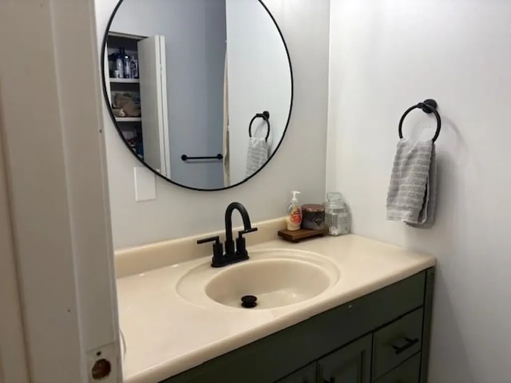 314 S Essex Kalkaska Township MI 49646