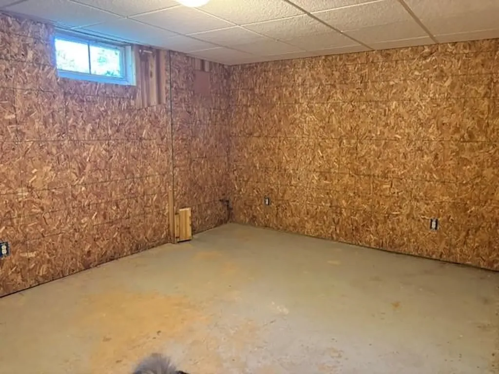 314 S Essex Kalkaska Township MI 49646
