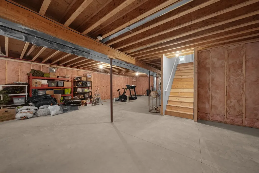 1906 Old Cabin Drive Green Lake Township MI 49643