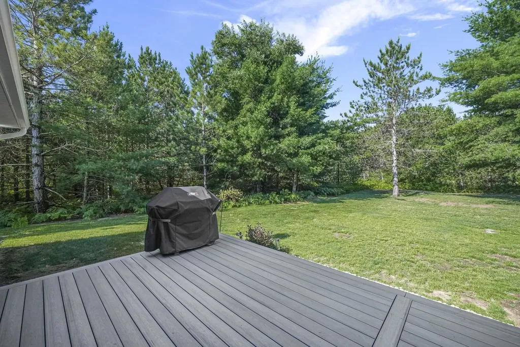 1906 Old Cabin Drive Green Lake Township MI 49643
