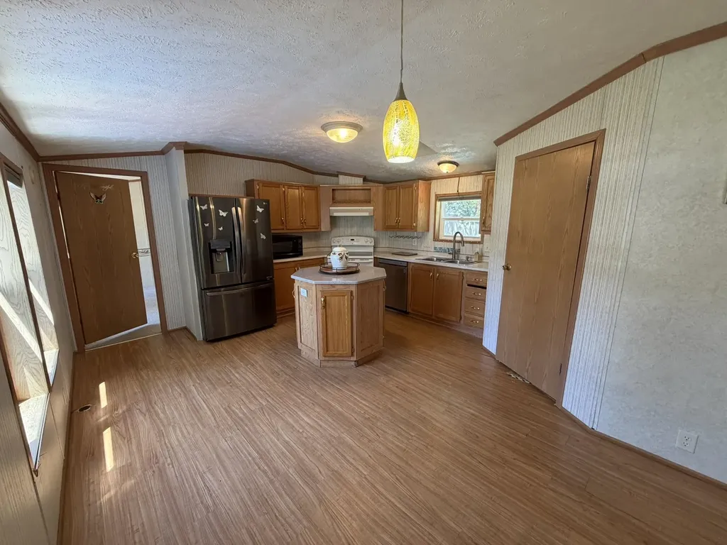 6280 W Broadway Street Caldwell Township MI 49651