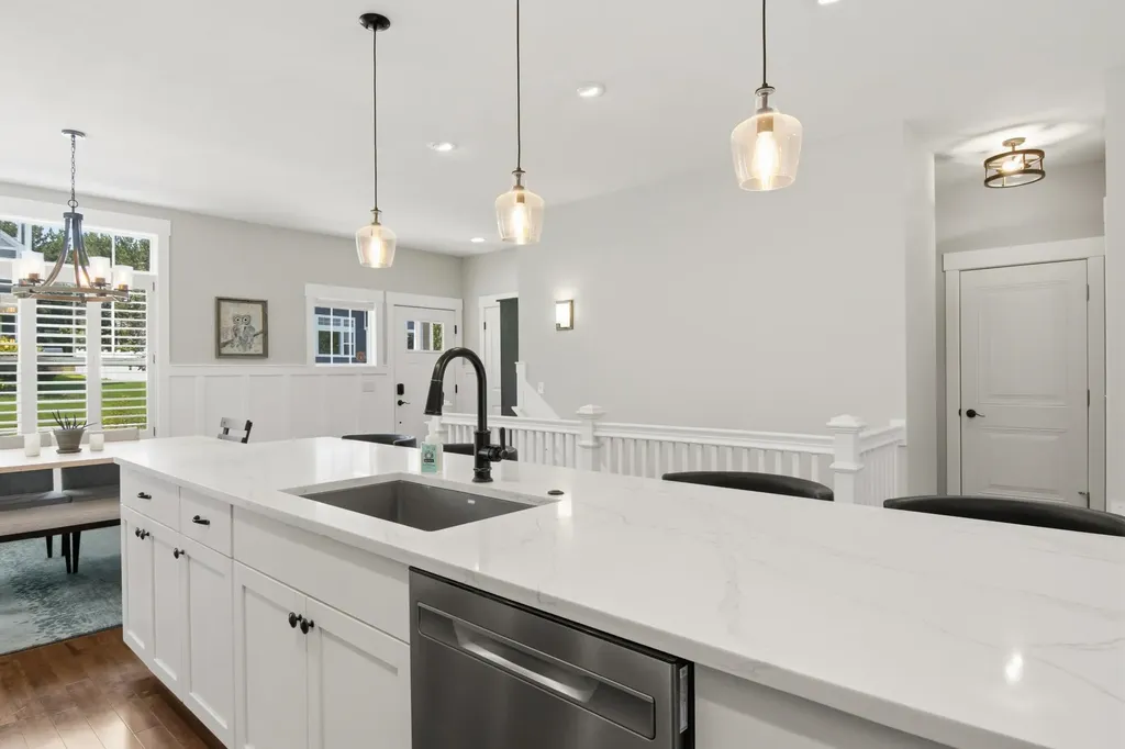 10713 Shrewbury Street Traverse City City MI 49684