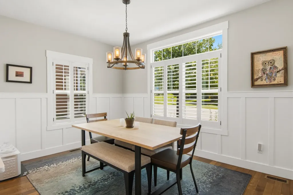10713 Shrewbury Street Traverse City City MI 49684