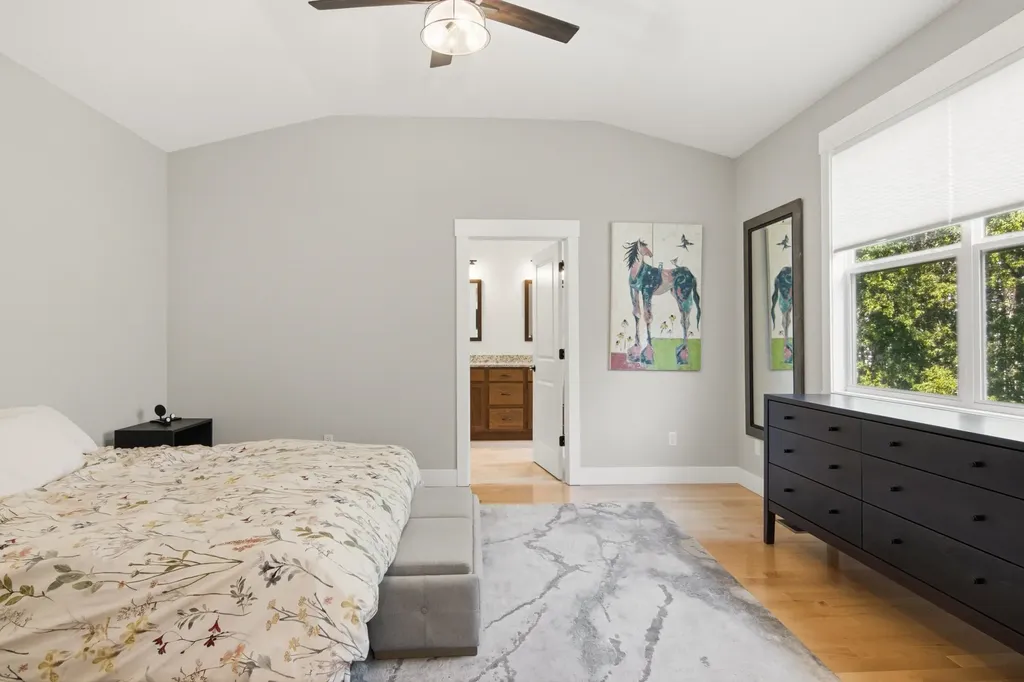 10713 Shrewbury Street Traverse City City MI 49684