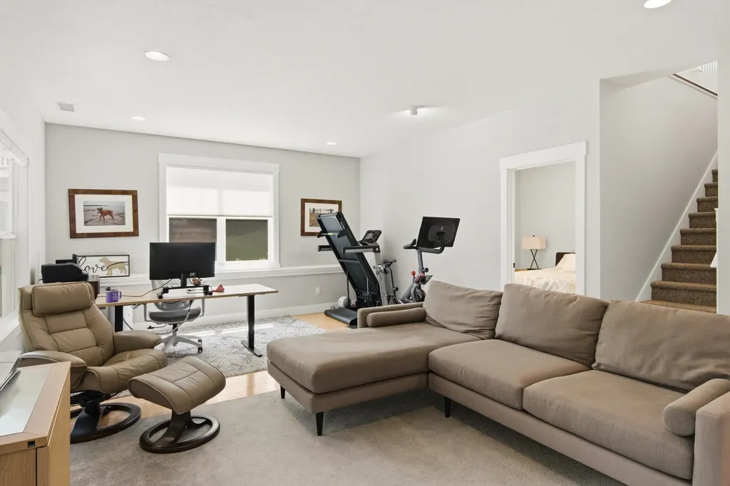10713 Shrewbury Street Traverse City City MI 49684