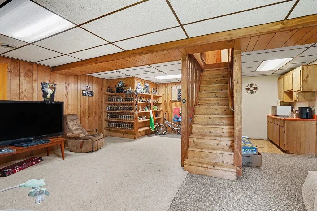 5560 Demerly Road Joyfield Township MI 49616