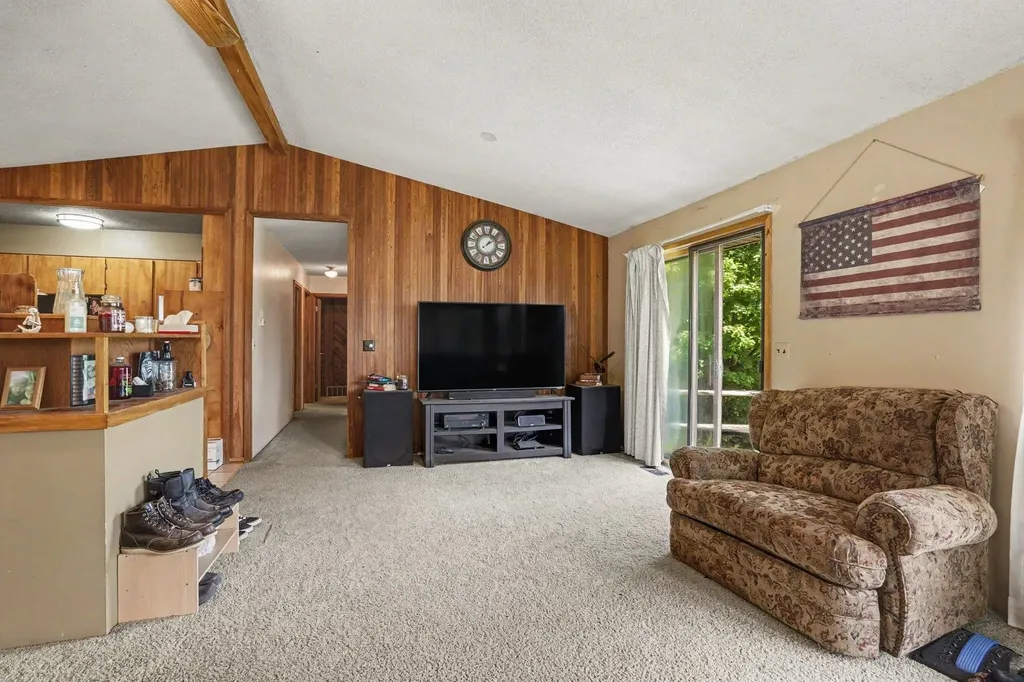5560 Demerly Road Joyfield Township MI 49616