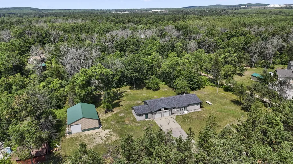 6838 Williams Trail Beaver Creek Township MI 49738