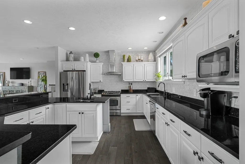 5062 Grayhawk Boulevard Garfield Charter Township MI 49684