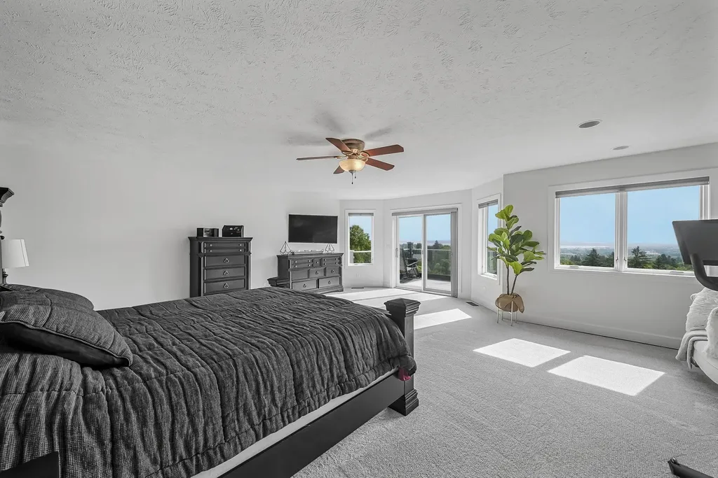 5062 Grayhawk Boulevard Garfield Charter Township MI 49684