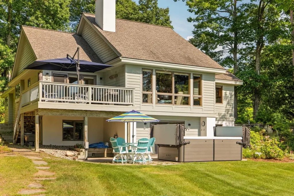 422 Timber Crest Drive Traverse City City MI 49686
