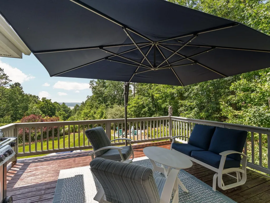 422 Timber Crest Drive Traverse City City MI 49686