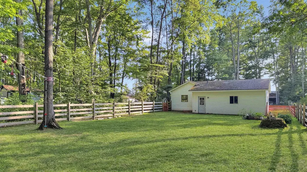 2599 Pleasant Lake Shore Drive Selma Township MI 49601