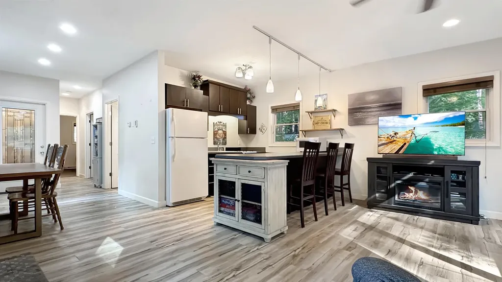 2599 Pleasant Lake Shore Drive Selma Township MI 49601