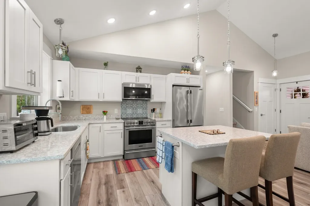 9232 S Flaska Drive Solon Township MI 49621