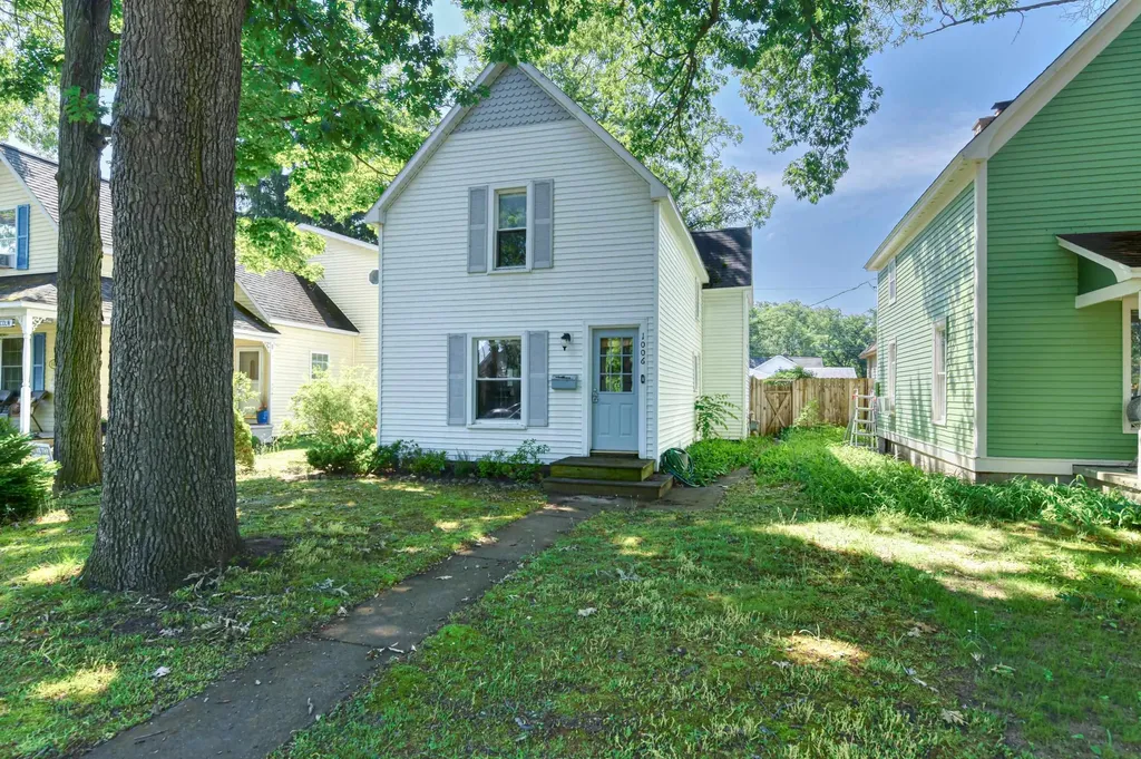 1006 Lincoln Street Traverse City City MI 49686