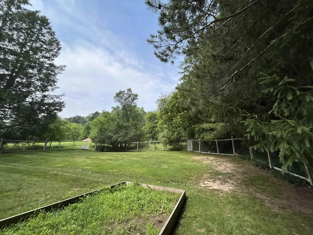 8408 S Schomberg Road Solon Township MI 49621