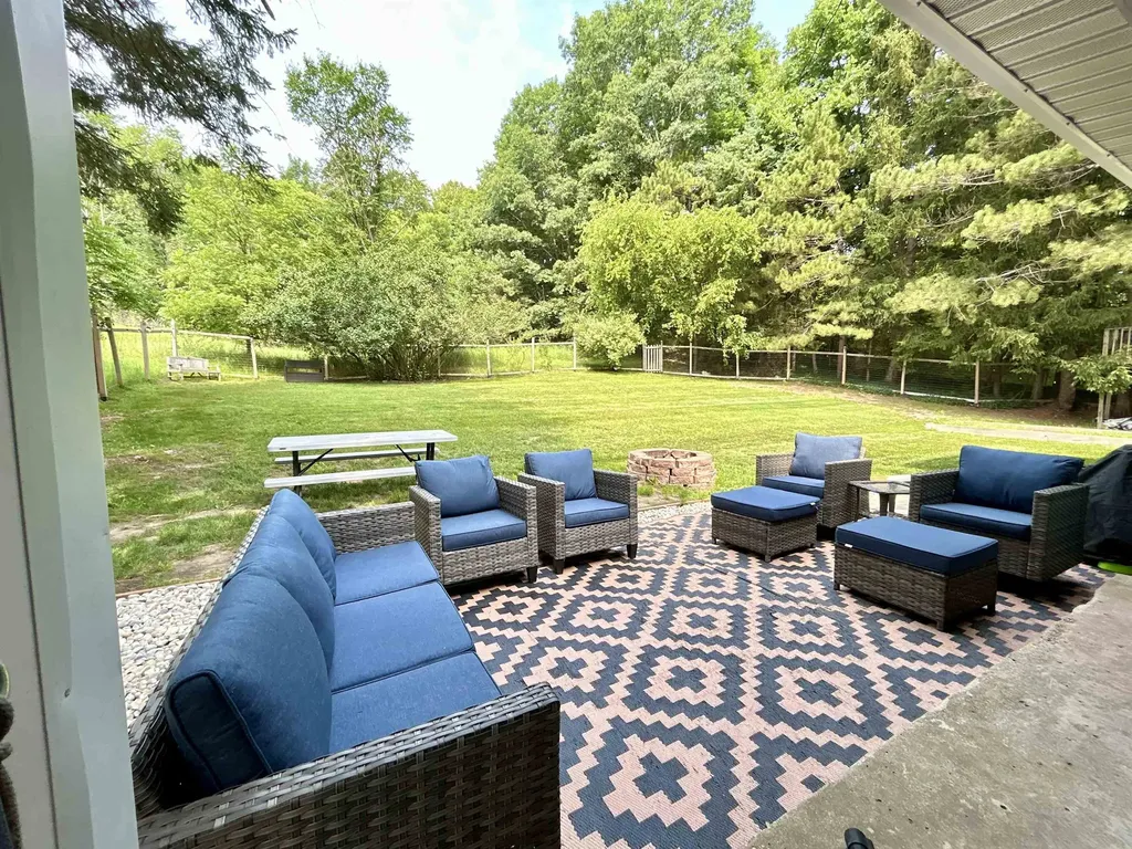 8408 S Schomberg Road Solon Township MI 49621