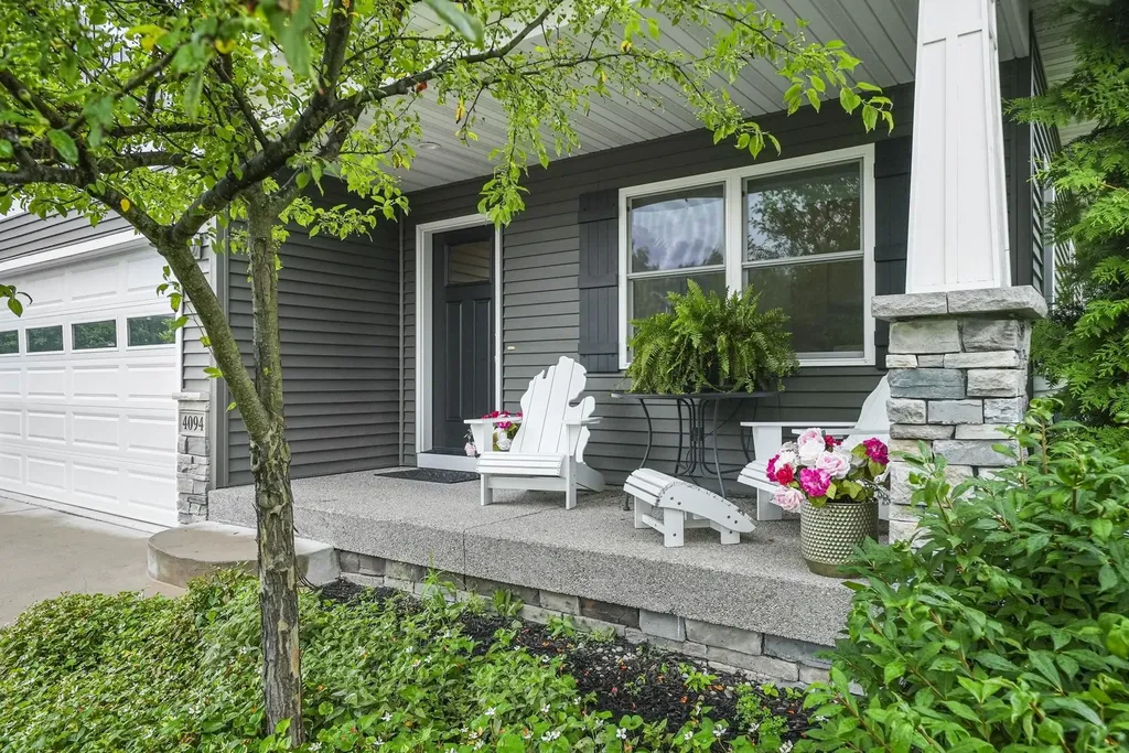 4094 Windward Way Acme Township MI 49690