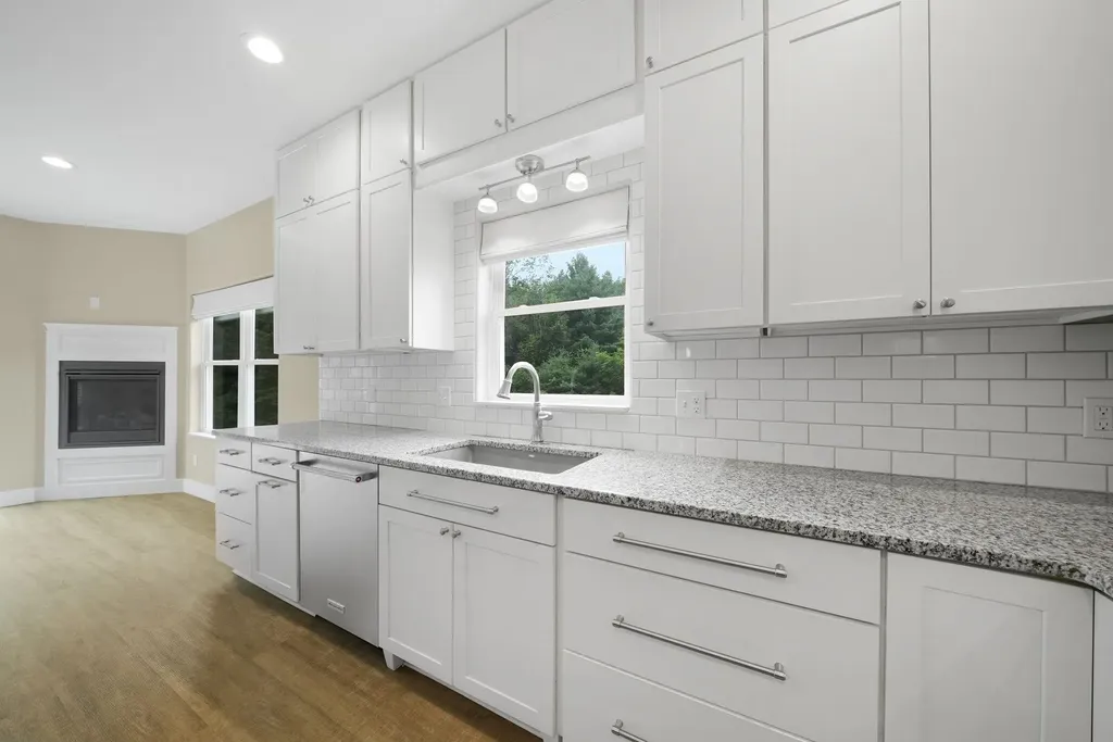 4094 Windward Way Acme Township MI 49690