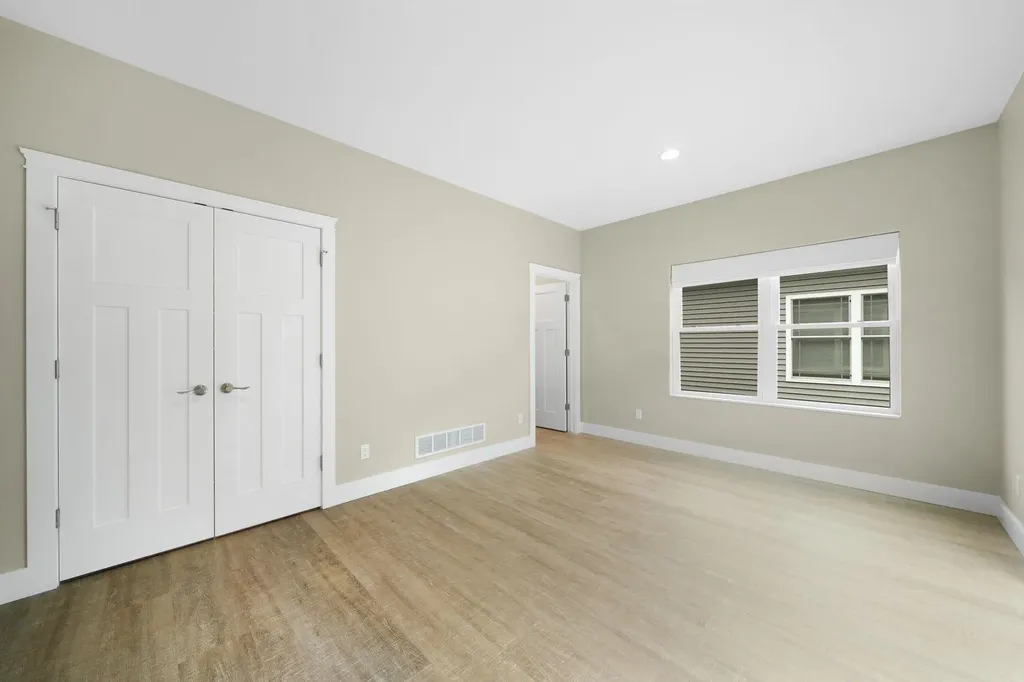 4094 Windward Way Acme Township MI 49690