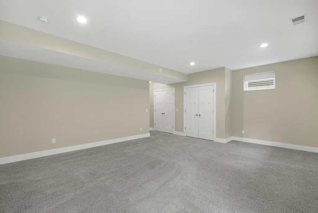 4094 Windward Way Acme Township MI 49690