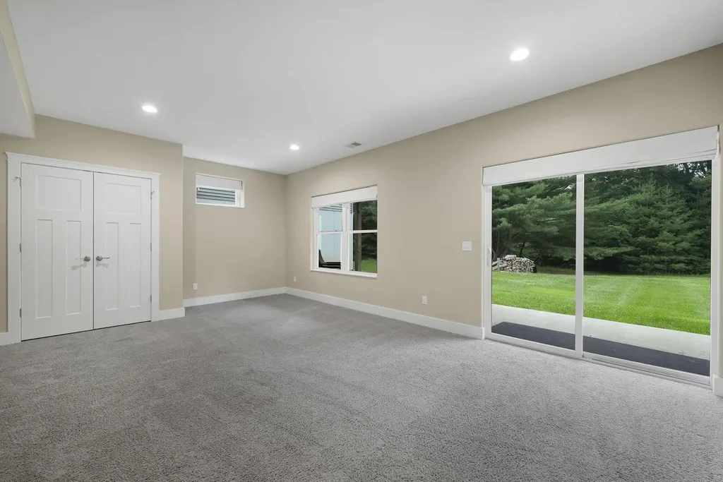 4094 Windward Way Acme Township MI 49690