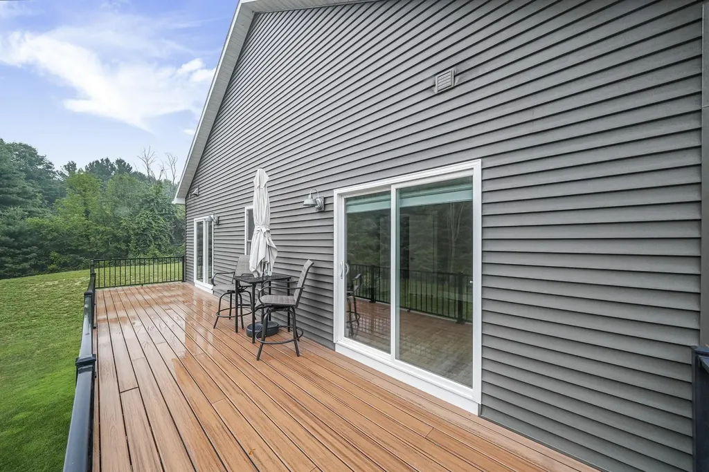 4094 Windward Way Acme Township MI 49690