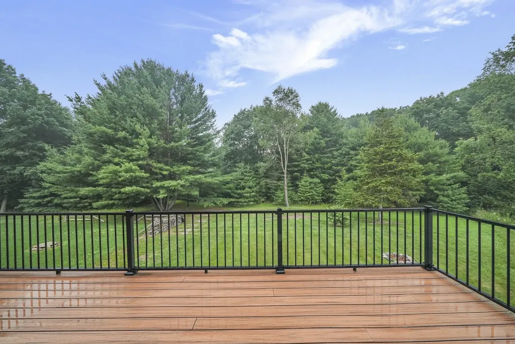 4094 Windward Way Acme Township MI 49690