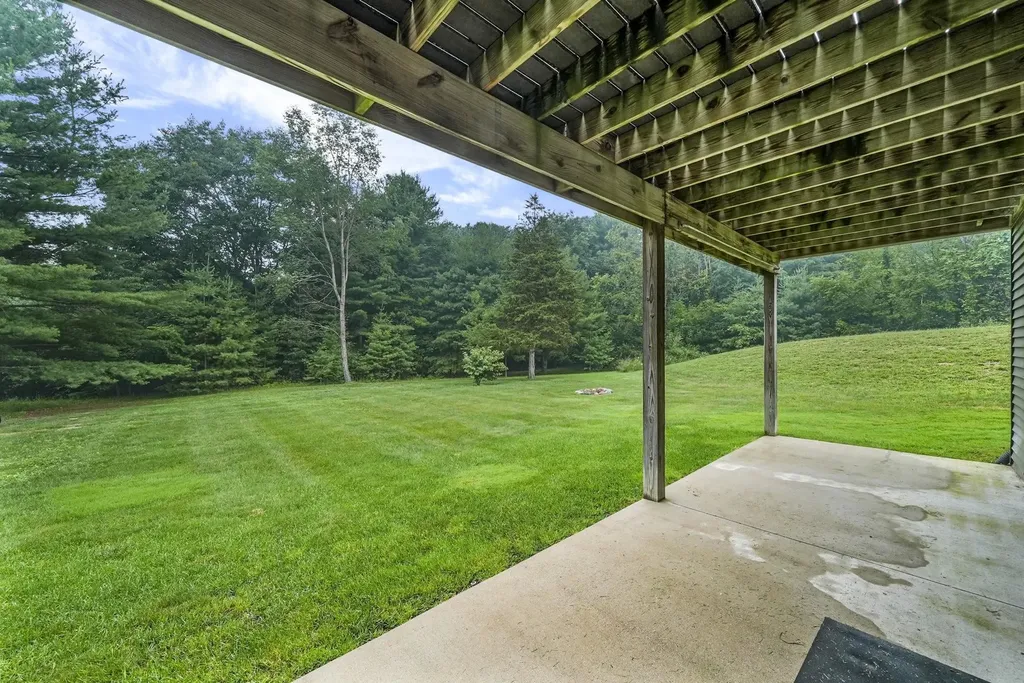 4094 Windward Way Acme Township MI 49690
