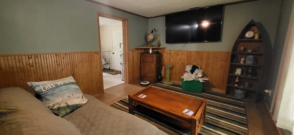 1988 N Us31 Torch Lake Township MI 49648