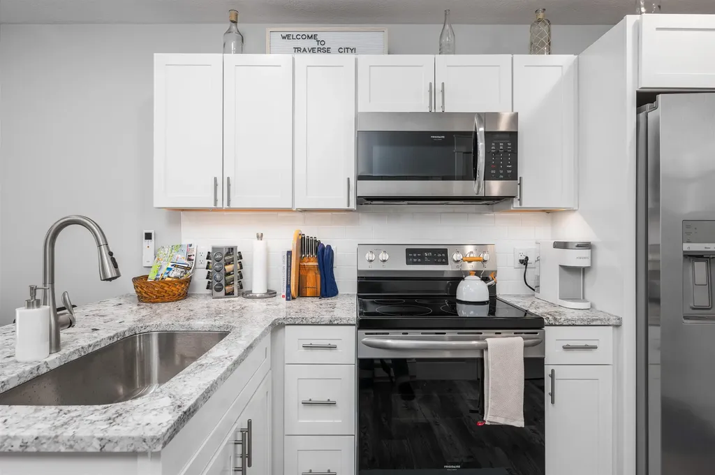 1141 E Eighth Street Traverse City City MI 49686