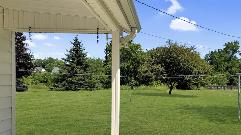 118 N Harrison Street Riverside Township MI 49657