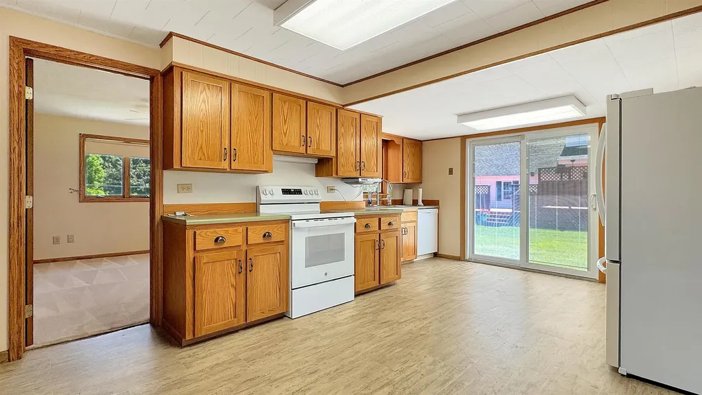 118 N Harrison Street Riverside Township MI 49657