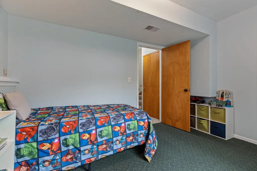 5410 Riverlook Drive NE Plainfield Charter Township MI 49321
