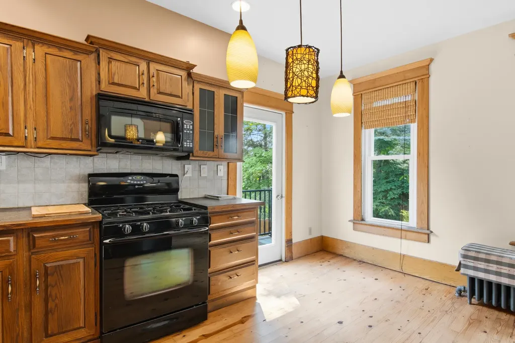 7651 Timberwoods Drive Elmwood Charter Township MI 49684