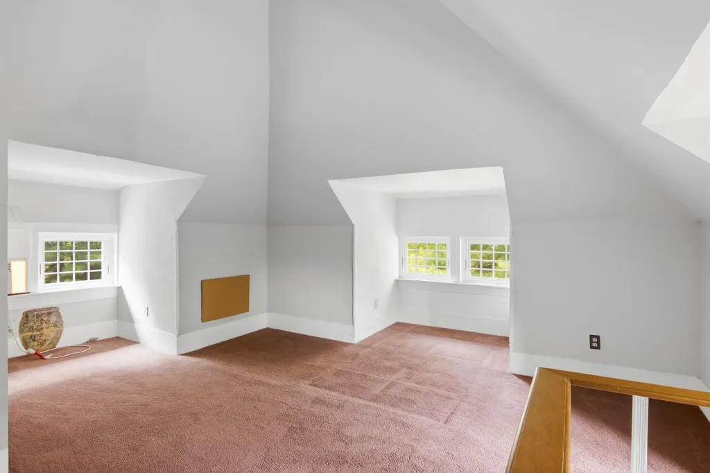 7651 Timberwoods Drive Elmwood Charter Township MI 49684