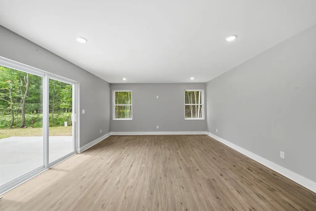 8022 W Blue Road Lake Township MI 49651