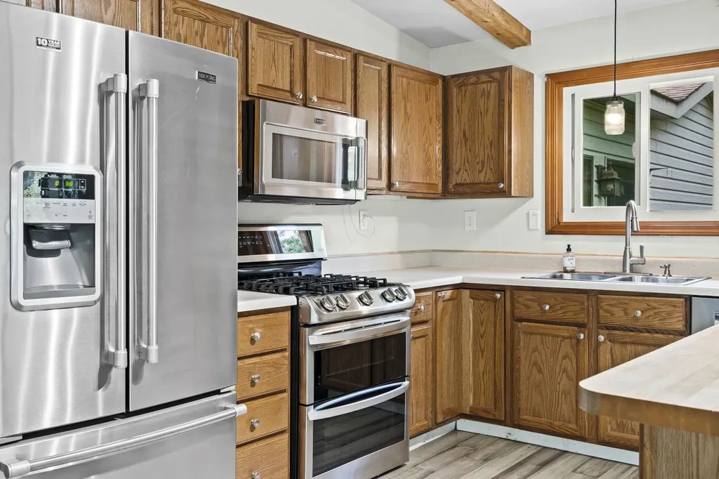 7788 Love Road Benzonia Township MI 49616