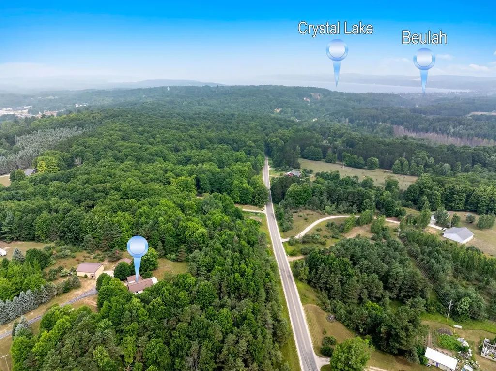7788 Love Road Benzonia Township MI 49616