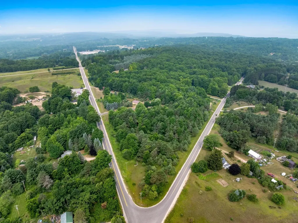 7788 Love Road Benzonia Township MI 49616