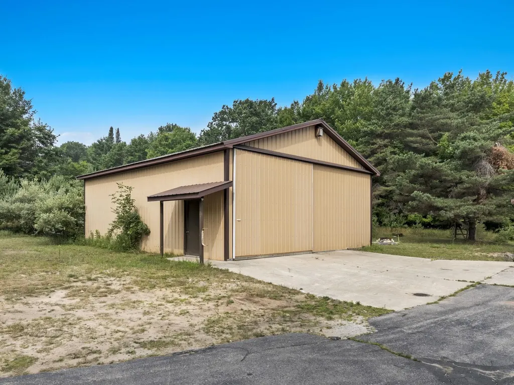 7788 Love Road Benzonia Township MI 49616