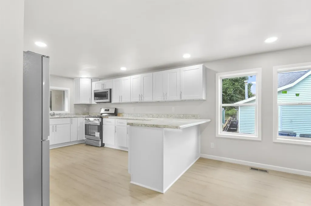 198 E Angel Avenue Fork Township MI 49305