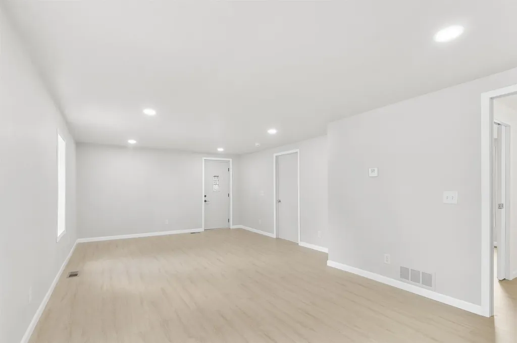 198 E Angel Avenue Fork Township MI 49305