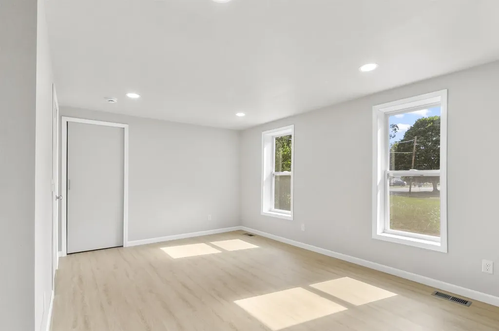 198 E Angel Avenue Fork Township MI 49305