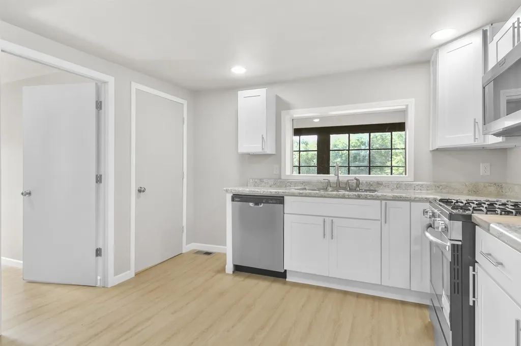 198 E Angel Avenue Fork Township MI 49305